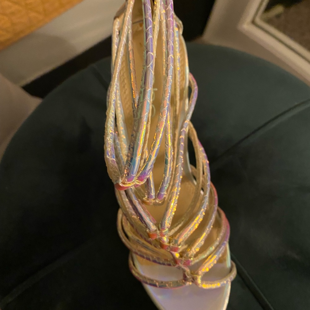 Vintage circa 2010 bebe irredentist opal shimmer new size 7 heels - Picture 2 of 5